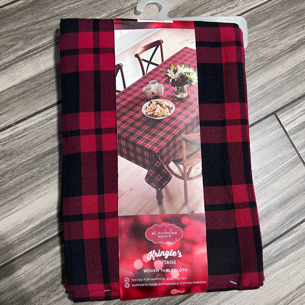 St. Nicholas Square Red and Black Plaid Tablecloth